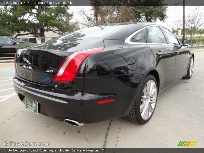 Ultimate Black Metallic / Jet 2013 Jaguar XJ XJ