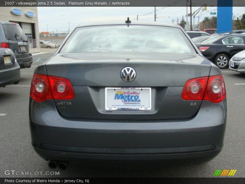 Platinum Grey Metallic / Anthracite 2007 Volkswagen Jetta 2.5 Sedan