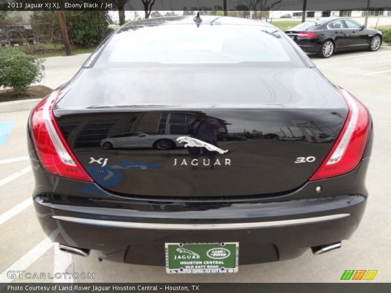 Ebony Black / Jet 2013 Jaguar XJ XJ
