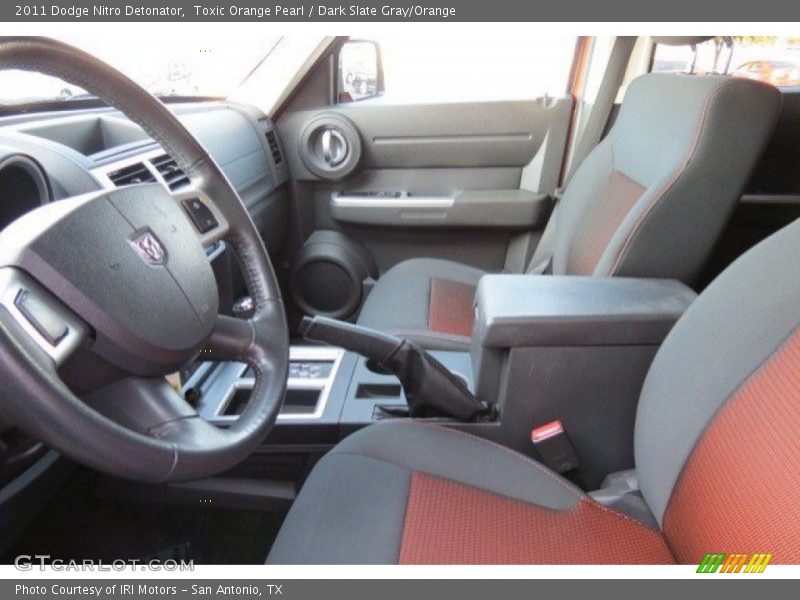 Toxic Orange Pearl / Dark Slate Gray/Orange 2011 Dodge Nitro Detonator