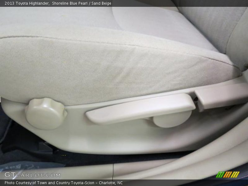 Shoreline Blue Pearl / Sand Beige 2013 Toyota Highlander