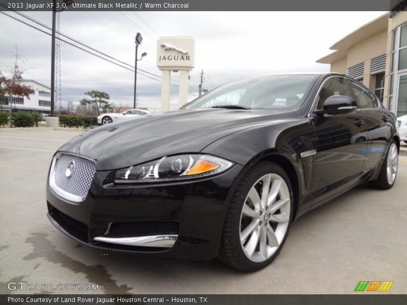 Front 3/4 View of 2013 XF 3.0