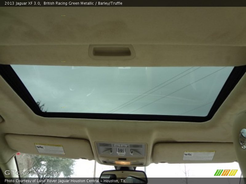 Sunroof of 2013 XF 3.0