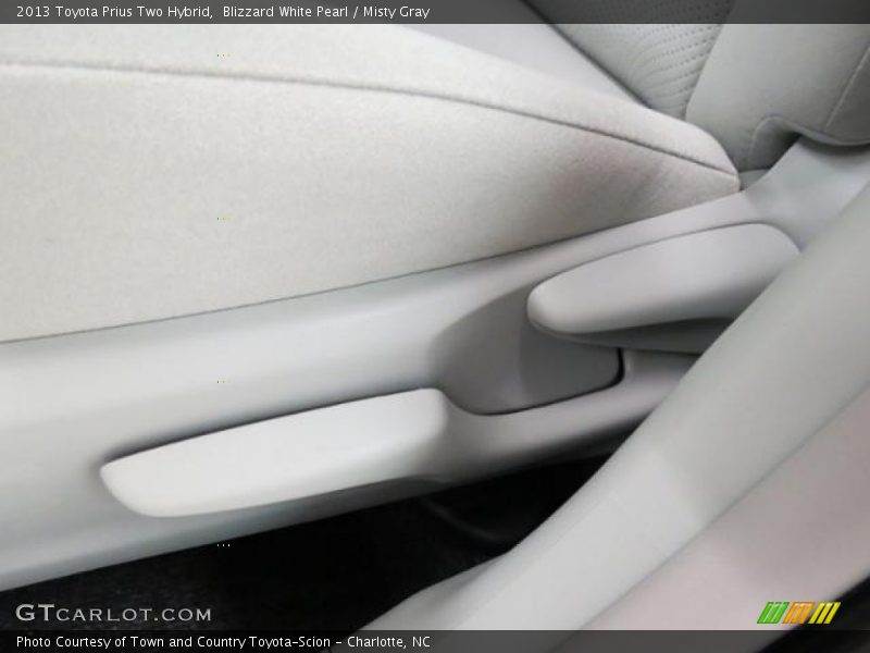 Blizzard White Pearl / Misty Gray 2013 Toyota Prius Two Hybrid