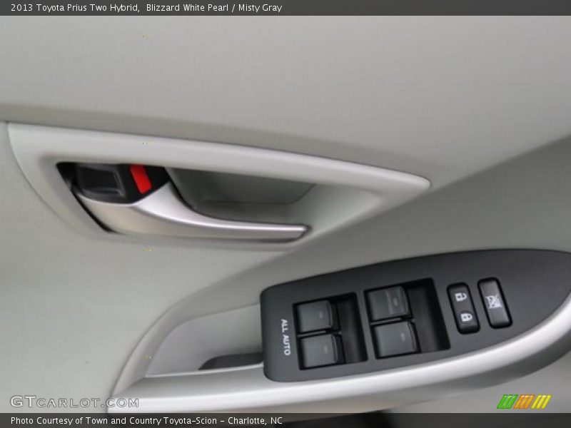 Blizzard White Pearl / Misty Gray 2013 Toyota Prius Two Hybrid