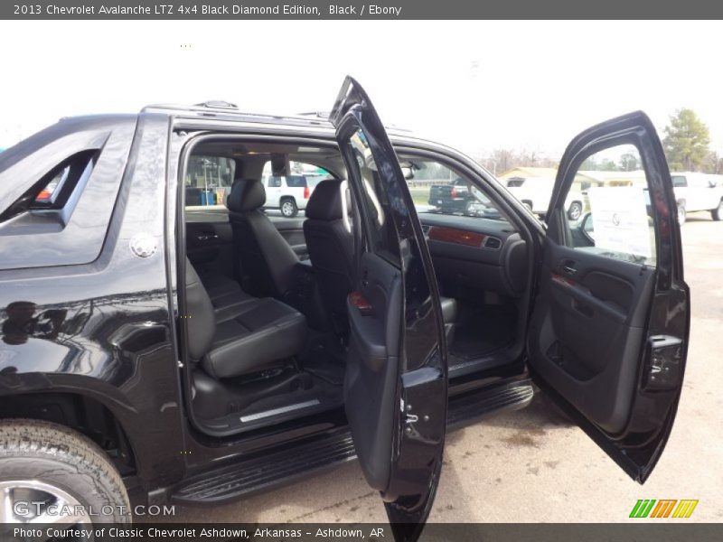Black / Ebony 2013 Chevrolet Avalanche LTZ 4x4 Black Diamond Edition