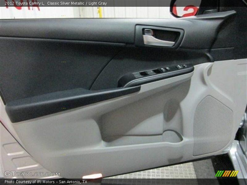 Classic Silver Metallic / Light Gray 2012 Toyota Camry L
