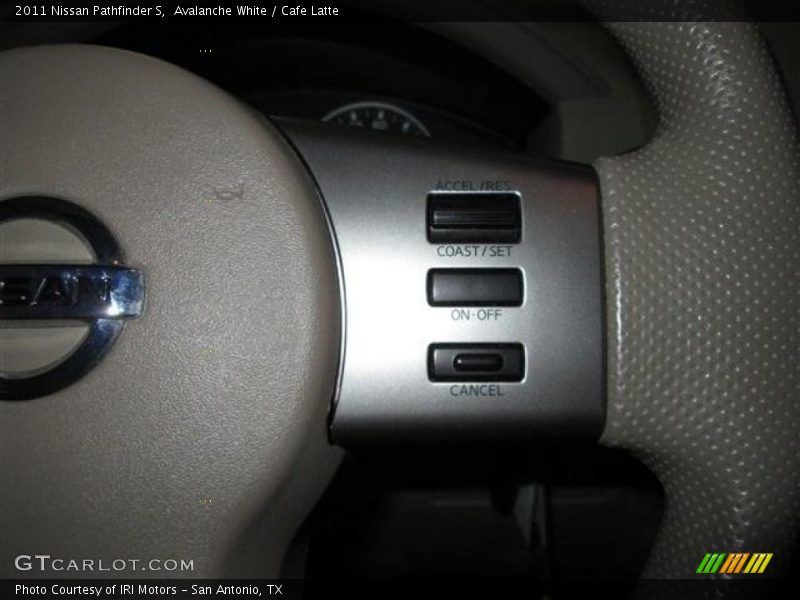 Avalanche White / Cafe Latte 2011 Nissan Pathfinder S