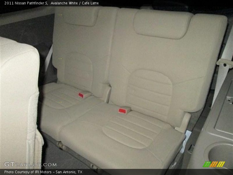 Avalanche White / Cafe Latte 2011 Nissan Pathfinder S
