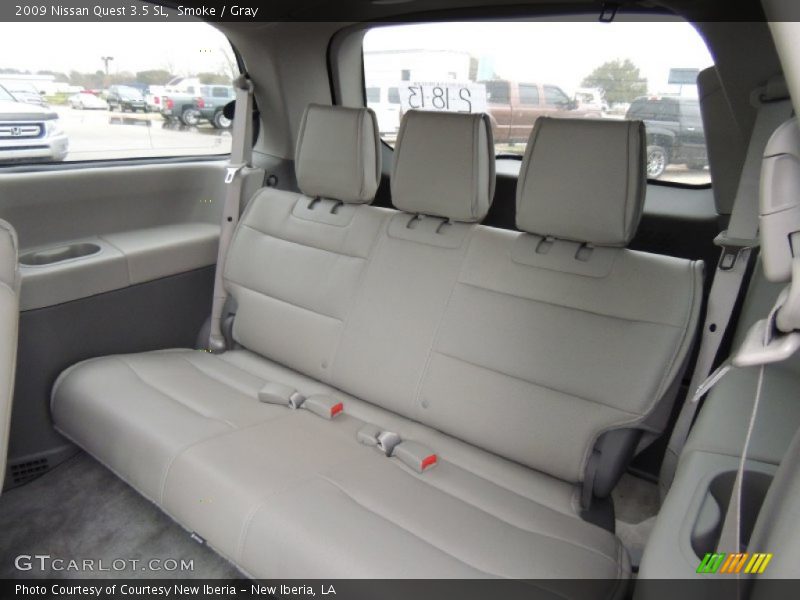 Rear Seat of 2009 Quest 3.5 SL