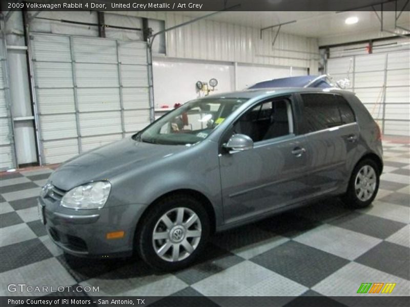 Front 3/4 View of 2009 Rabbit 4 Door
