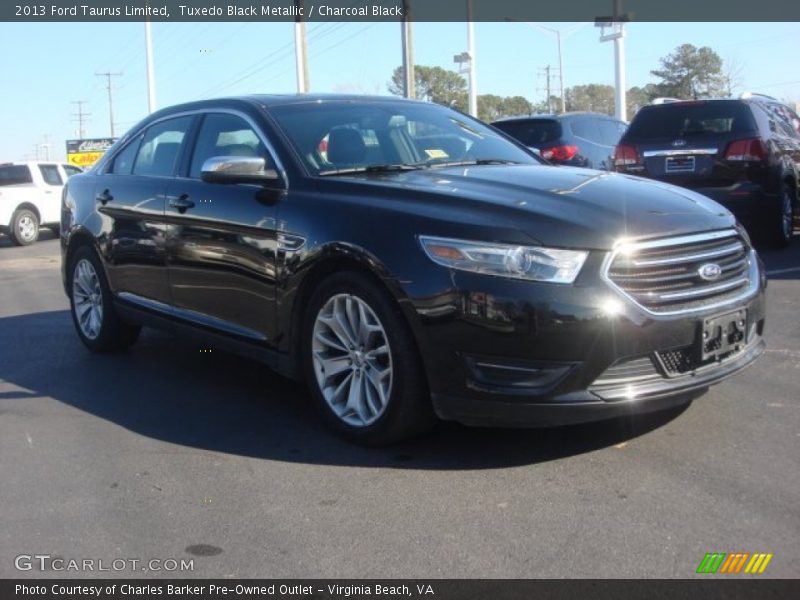 Tuxedo Black Metallic / Charcoal Black 2013 Ford Taurus Limited