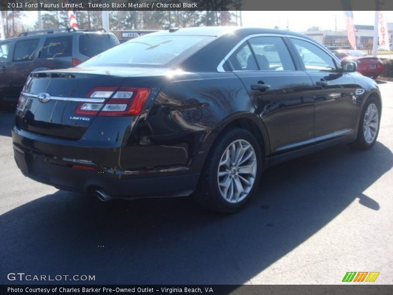 Tuxedo Black Metallic / Charcoal Black 2013 Ford Taurus Limited