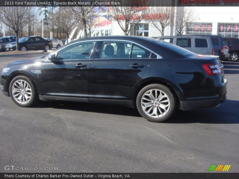Tuxedo Black Metallic / Charcoal Black 2013 Ford Taurus Limited