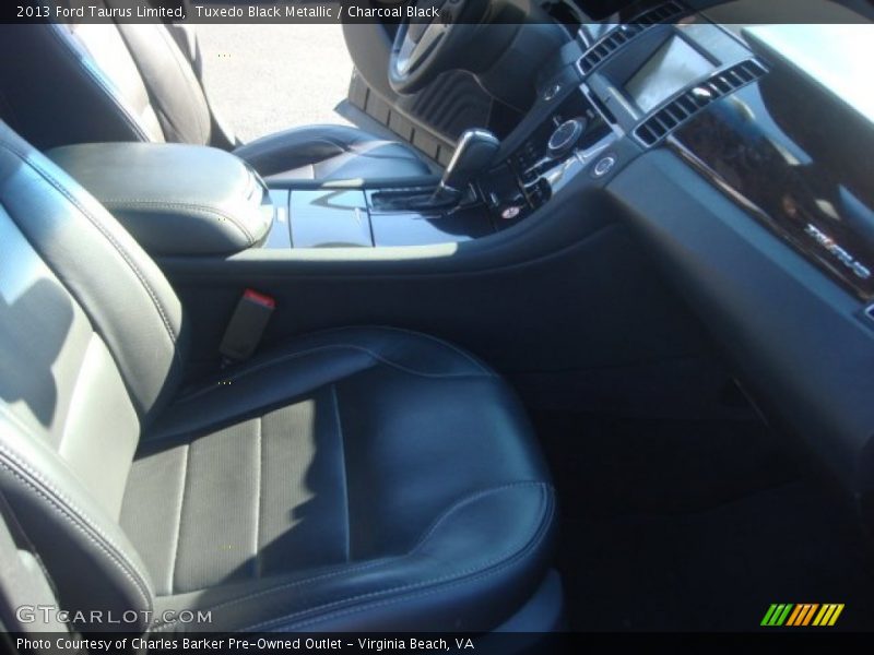 Tuxedo Black Metallic / Charcoal Black 2013 Ford Taurus Limited