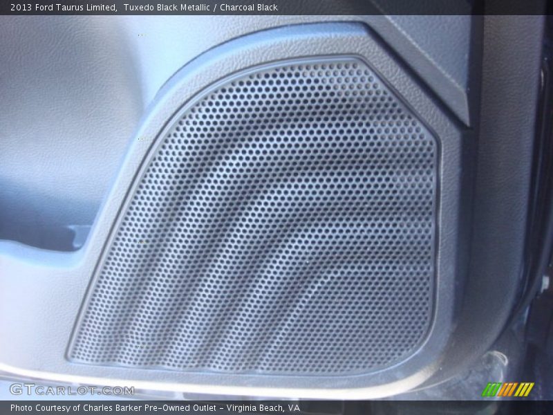Tuxedo Black Metallic / Charcoal Black 2013 Ford Taurus Limited