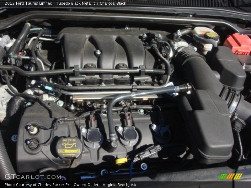Tuxedo Black Metallic / Charcoal Black 2013 Ford Taurus Limited