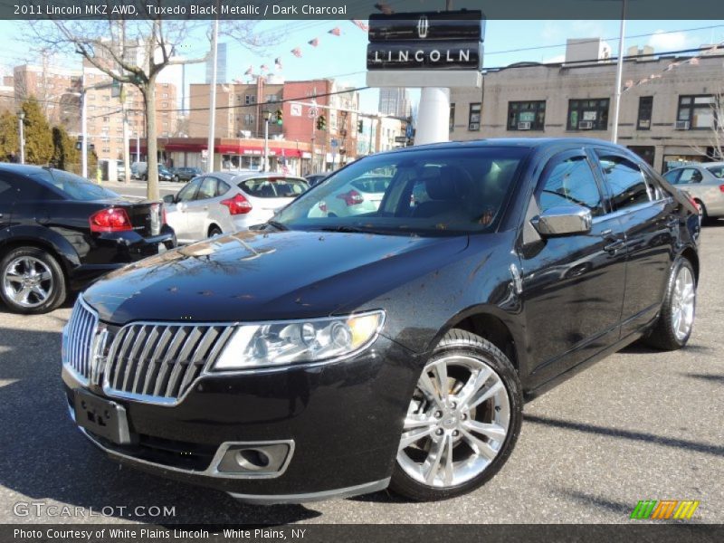 Tuxedo Black Metallic / Dark Charcoal 2011 Lincoln MKZ AWD