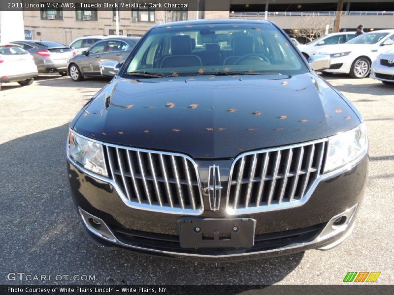 Tuxedo Black Metallic / Dark Charcoal 2011 Lincoln MKZ AWD