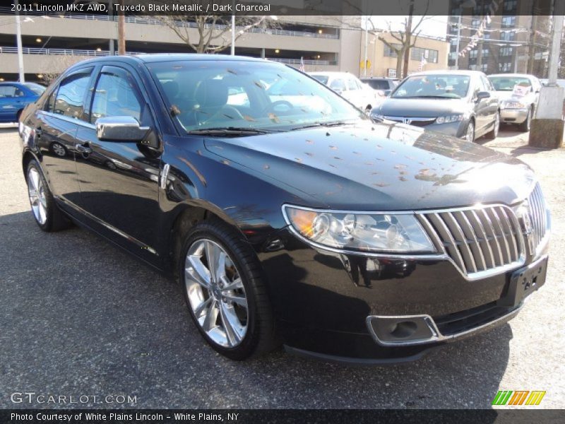 Tuxedo Black Metallic / Dark Charcoal 2011 Lincoln MKZ AWD