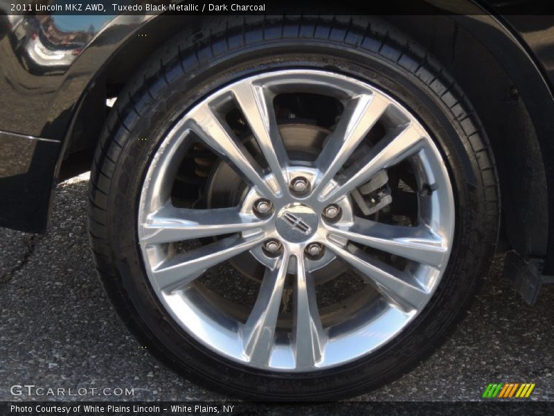 Tuxedo Black Metallic / Dark Charcoal 2011 Lincoln MKZ AWD