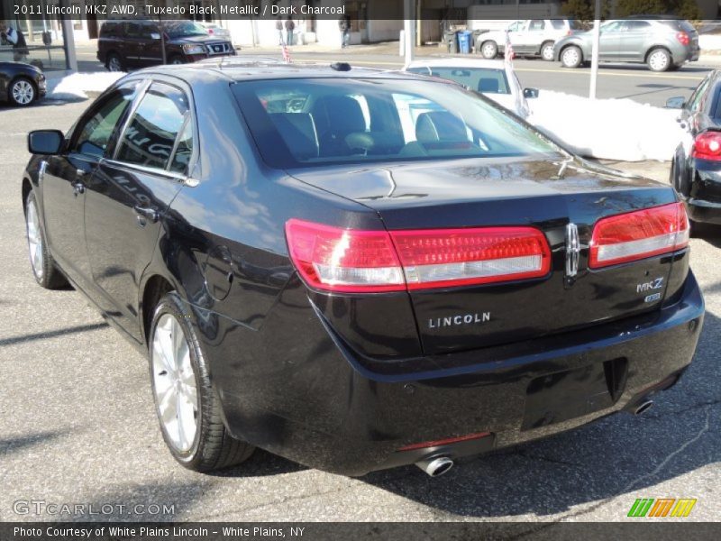 Tuxedo Black Metallic / Dark Charcoal 2011 Lincoln MKZ AWD
