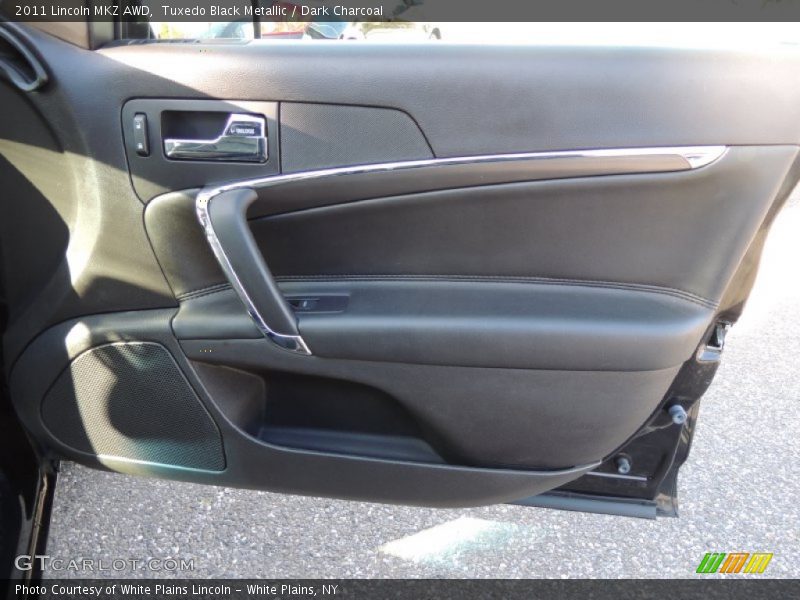 Tuxedo Black Metallic / Dark Charcoal 2011 Lincoln MKZ AWD