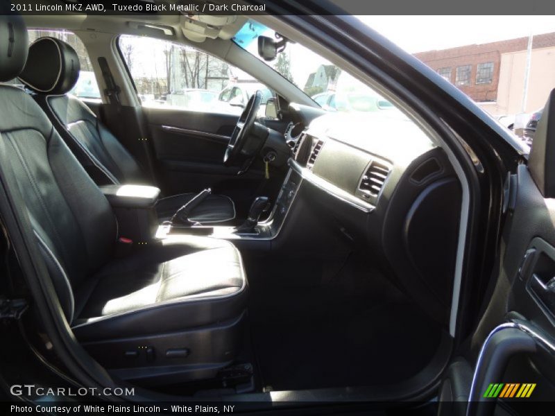 Tuxedo Black Metallic / Dark Charcoal 2011 Lincoln MKZ AWD