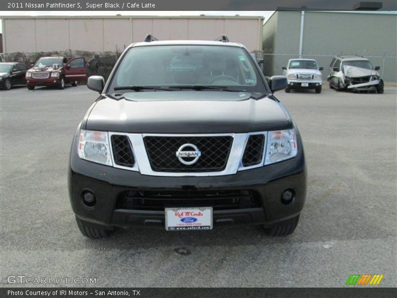 Super Black / Cafe Latte 2011 Nissan Pathfinder S