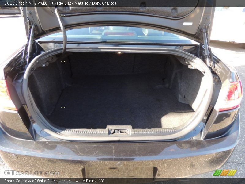 Tuxedo Black Metallic / Dark Charcoal 2011 Lincoln MKZ AWD