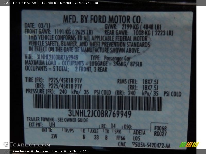 Tuxedo Black Metallic / Dark Charcoal 2011 Lincoln MKZ AWD