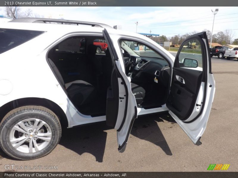 Summit White / Jet Black 2013 Chevrolet Equinox LT