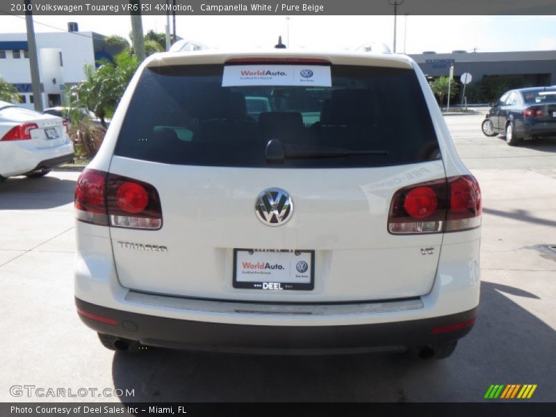 Campanella White / Pure Beige 2010 Volkswagen Touareg VR6 FSI 4XMotion