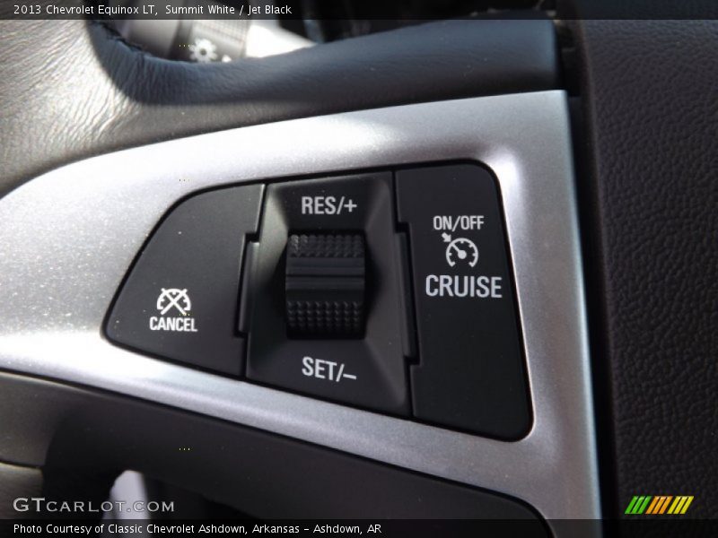 Summit White / Jet Black 2013 Chevrolet Equinox LT