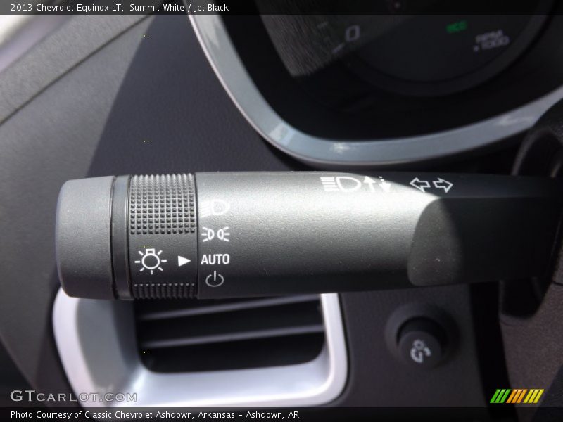 Summit White / Jet Black 2013 Chevrolet Equinox LT