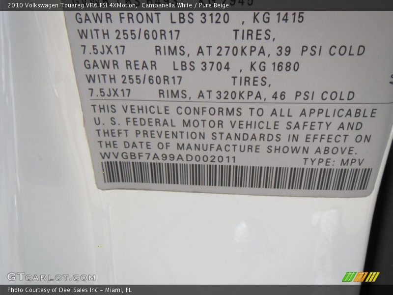 Campanella White / Pure Beige 2010 Volkswagen Touareg VR6 FSI 4XMotion