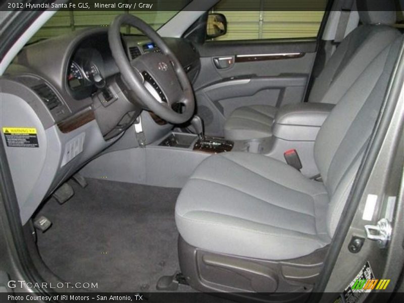  2012 Santa Fe GLS Gray Interior