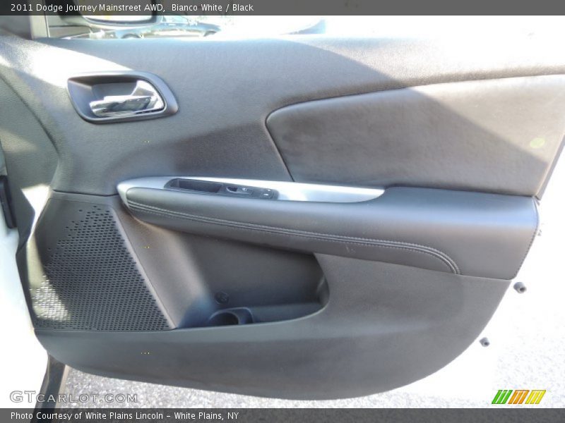 Bianco White / Black 2011 Dodge Journey Mainstreet AWD