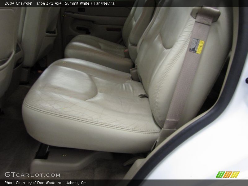 Summit White / Tan/Neutral 2004 Chevrolet Tahoe Z71 4x4