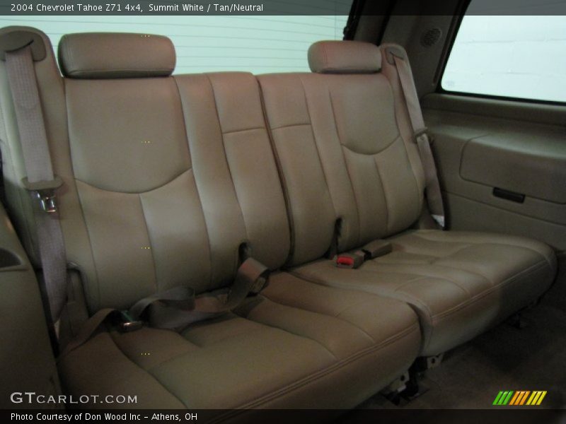 Summit White / Tan/Neutral 2004 Chevrolet Tahoe Z71 4x4