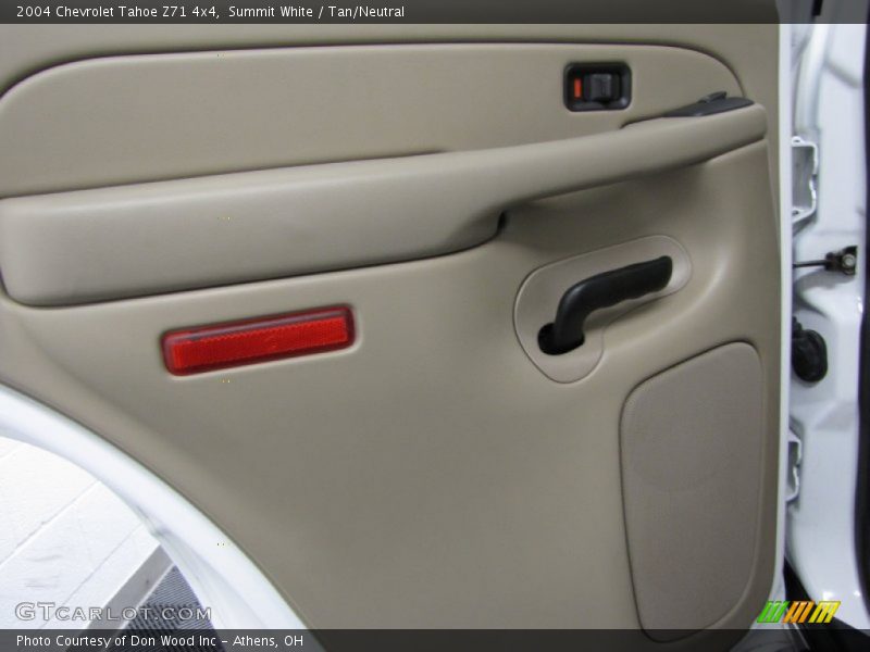 Summit White / Tan/Neutral 2004 Chevrolet Tahoe Z71 4x4