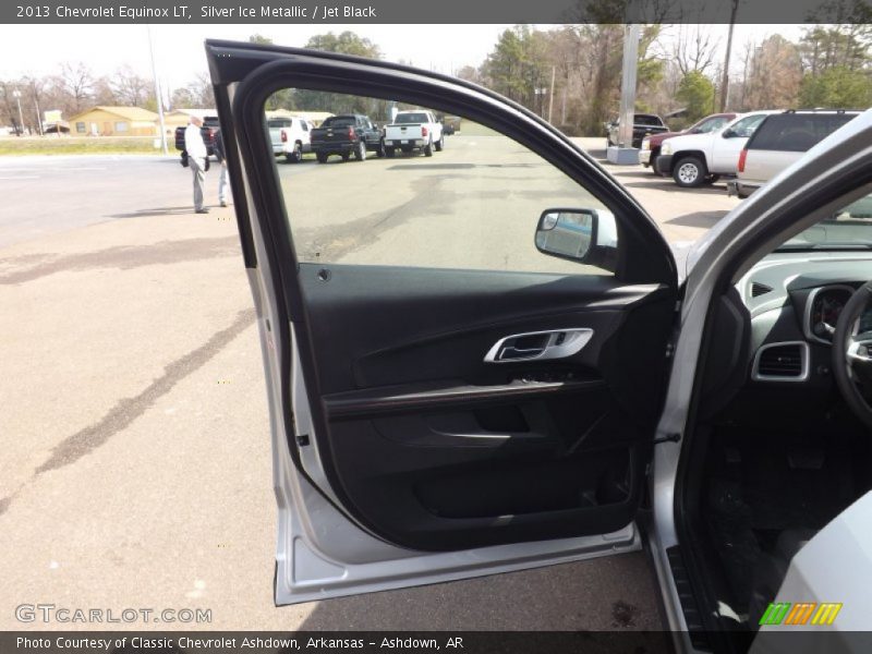 Silver Ice Metallic / Jet Black 2013 Chevrolet Equinox LT