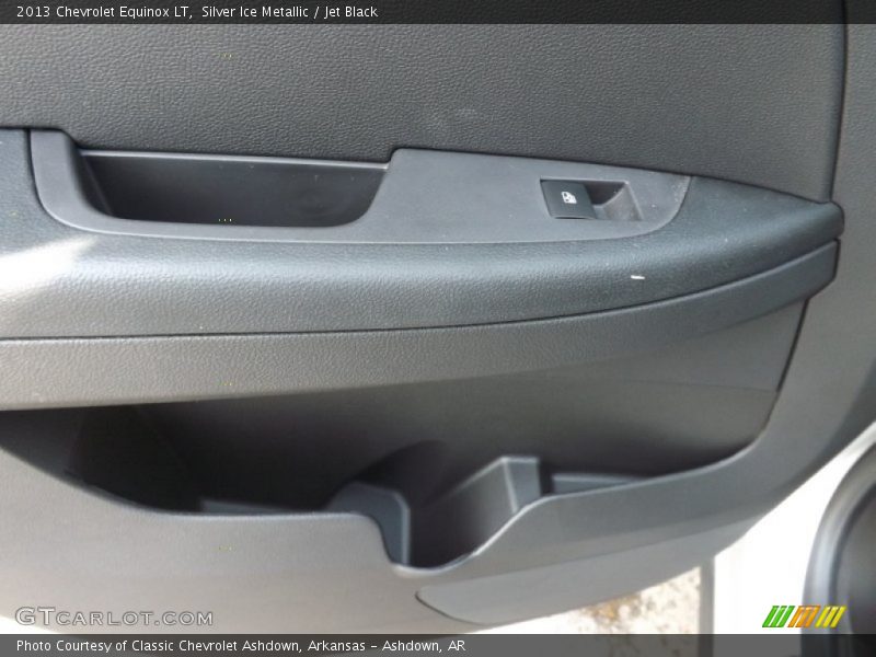 Silver Ice Metallic / Jet Black 2013 Chevrolet Equinox LT