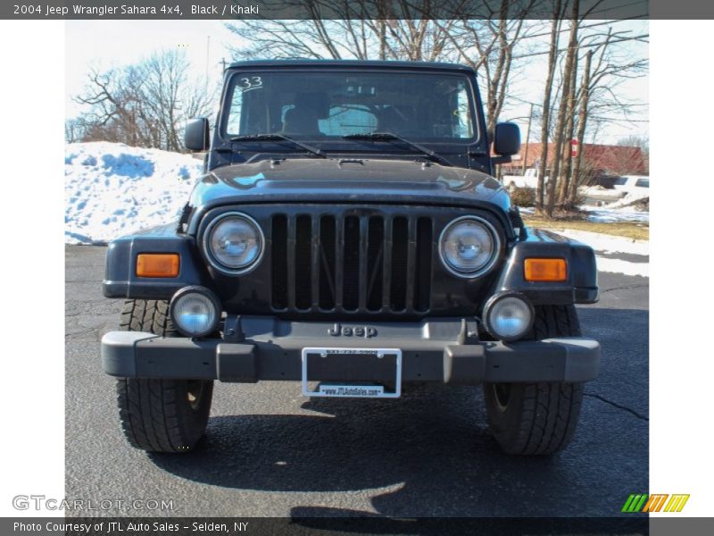 Black / Khaki 2004 Jeep Wrangler Sahara 4x4