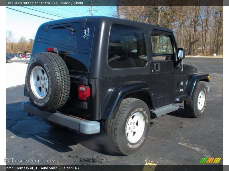 Black / Khaki 2004 Jeep Wrangler Sahara 4x4