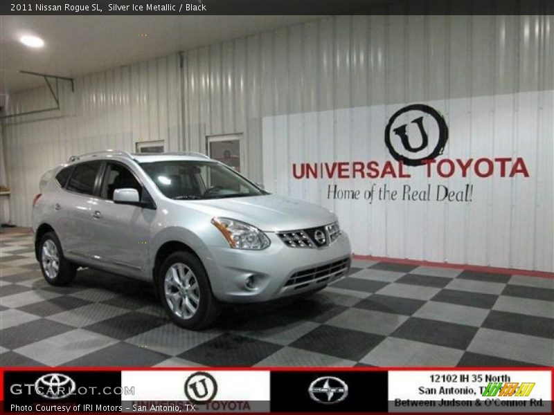 Silver Ice Metallic / Black 2011 Nissan Rogue SL