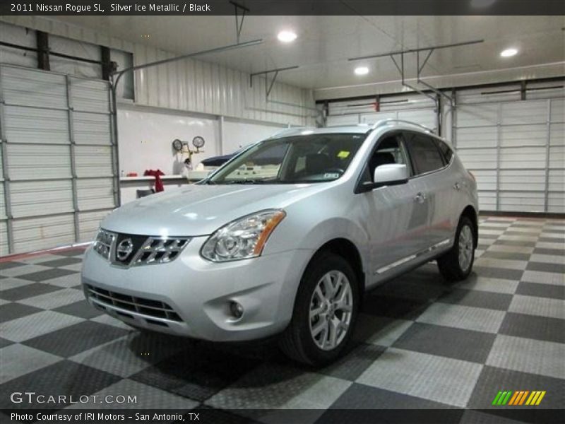 Silver Ice Metallic / Black 2011 Nissan Rogue SL