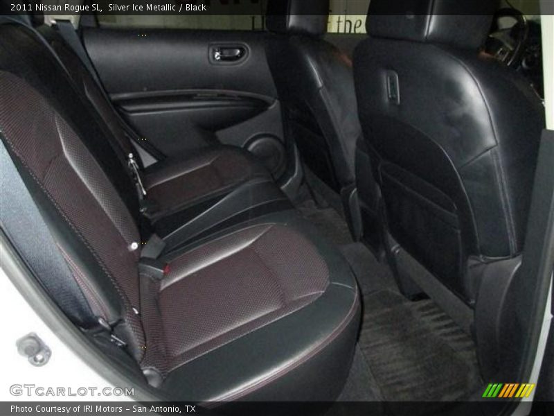 Silver Ice Metallic / Black 2011 Nissan Rogue SL