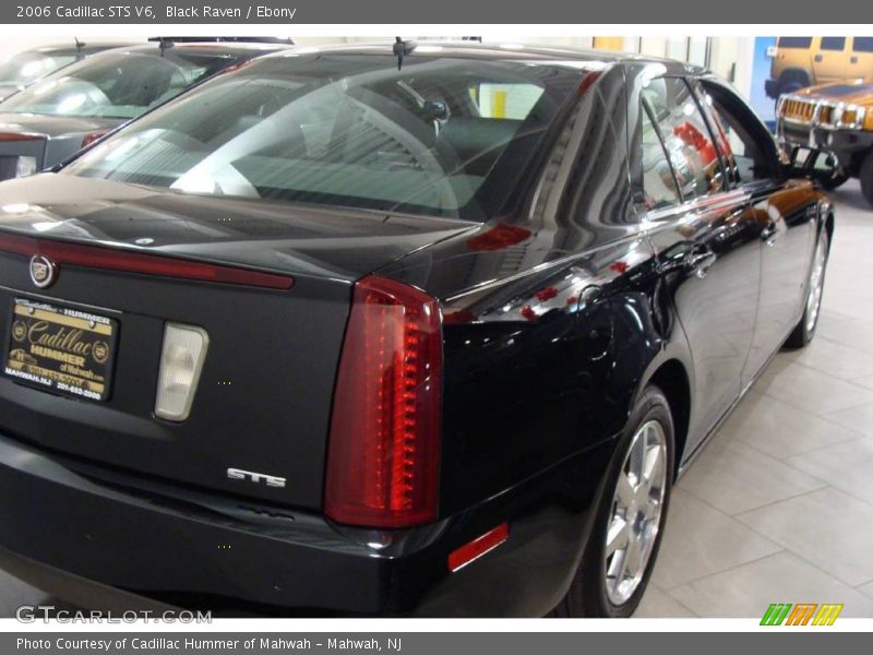 Black Raven / Ebony 2006 Cadillac STS V6