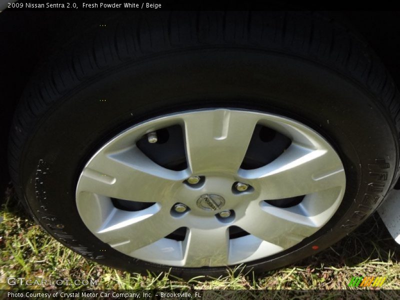 Fresh Powder White / Beige 2009 Nissan Sentra 2.0